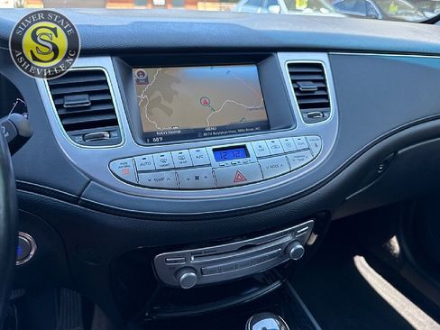 Used 2013 Hyundai Genesis 5.0 R-Spec RWD image 20