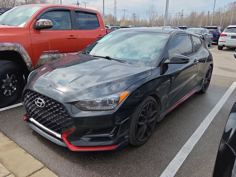 Used 2021 Hyundai Veloster N image 4