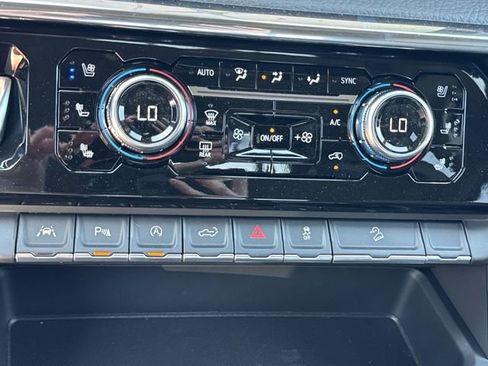 New 2026 GMC Sierra 1500 Denali AWD/4WD image 19
