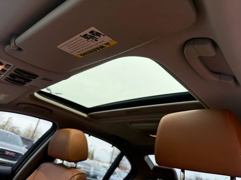 Used 2011 BMW 335d Sedan RWD image 13