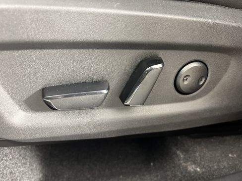 New 2025 Nissan Murano SL image 11