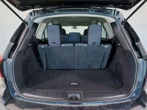 Used 2020 Nissan Pathfinder S FWD image 26