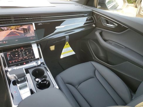 New 2026 Audi Q8 Premium Plus image 25