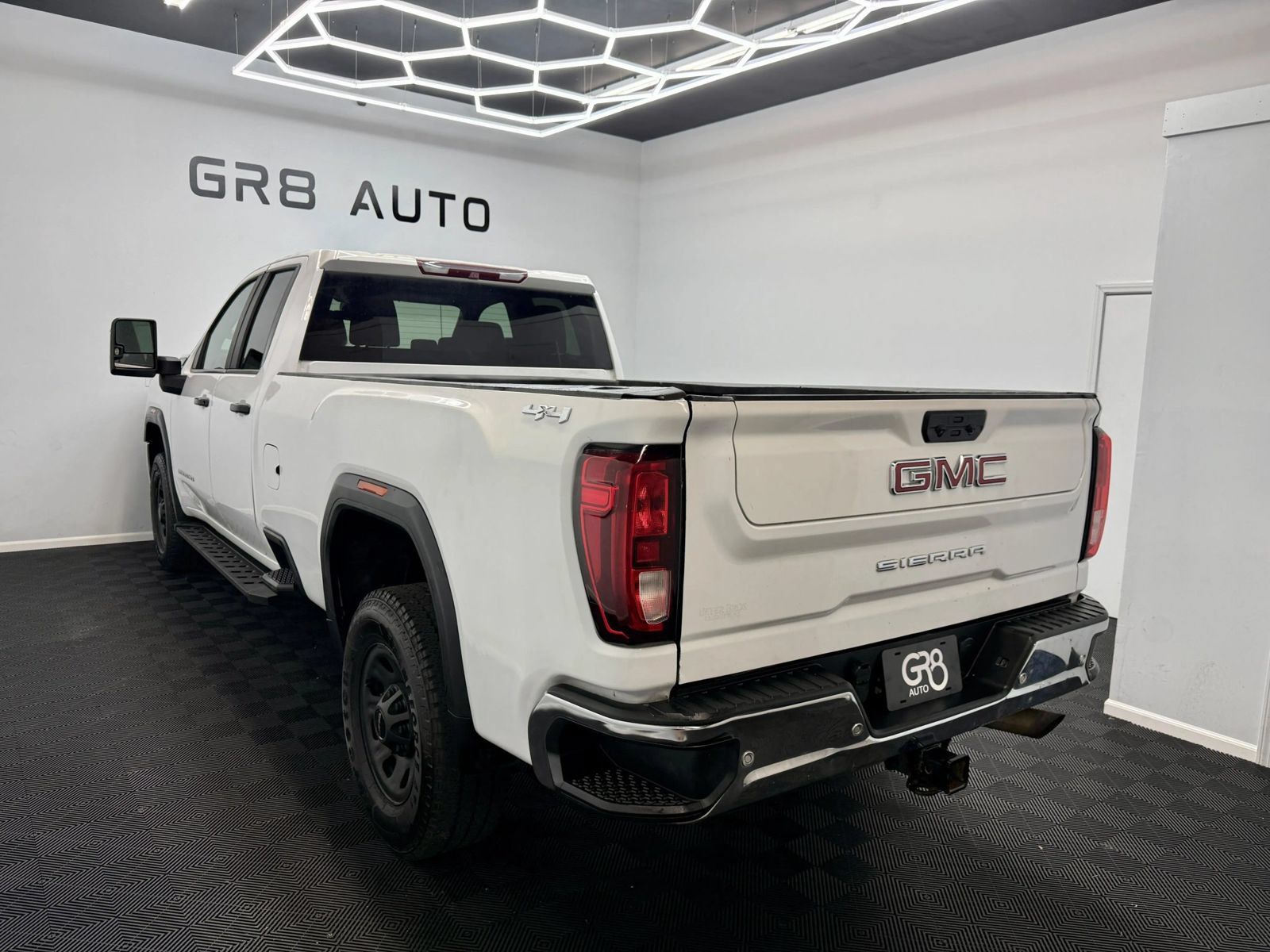 Used 2020 GMC Sierra 3500 4x4 Double Cab w/ Convenience Package image 5