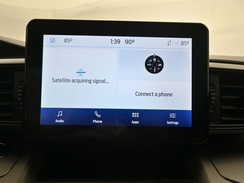 Used 2022 Ford Explorer XLT image 14