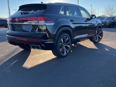 New 2026 Volkswagen Atlas Cross Sport SEL Premium R-Line image 3