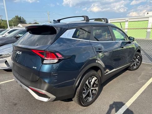 Used 2023 Kia Sportage EX AWD/4WD image 3