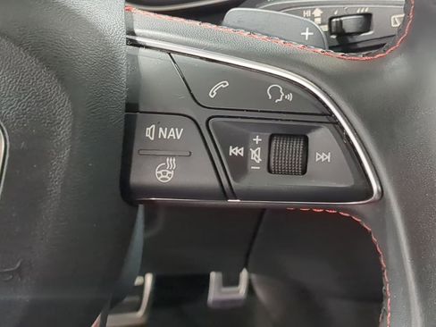 Used 2018 Audi SQ5 Premium Plus w/ Navigation Package image 40