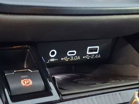 Certified 2025 Subaru Outback Wilderness image 25