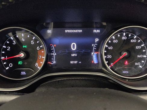 Used 2019 Jeep Compass Latitude w/ Popular Equipment Group FWD image 23