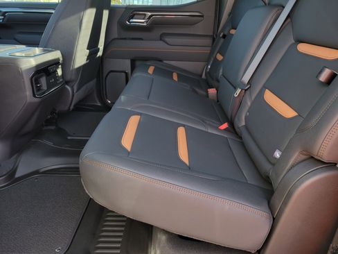 New 2026 GMC Sierra 1500 AT4 w/ AT4 Premium Package image 7