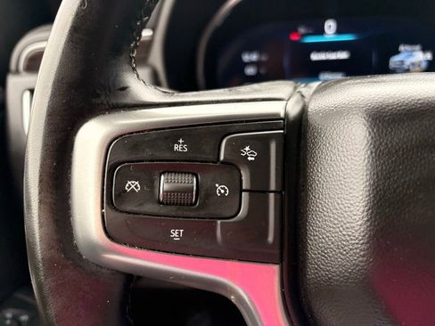 Used 2024 Chevrolet Suburban LT AWD/4WD image 29