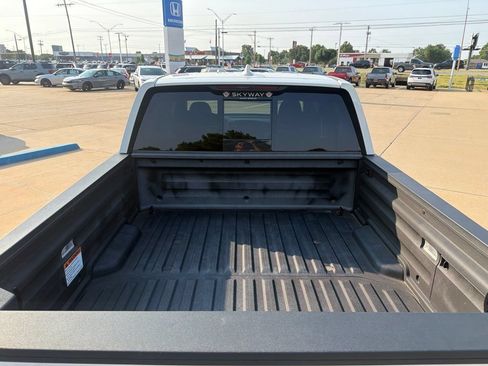 Used 2025 Honda Ridgeline RTL image 8