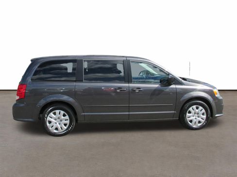 Used 2017 Dodge Grand Caravan SE w/ Power Window Group FWD image 2