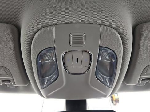 Used 2021 Jeep Compass Latitude w/ Convenience Group AWD/4WD image 27