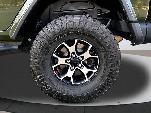 Certified 2021 Jeep Wrangler Unlimited Rubicon image 34