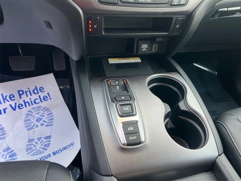 Used 2023 Honda Ridgeline RTL-E image 11