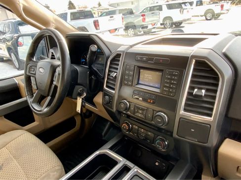 Used 2015 Ford F150 XLT w/ Equipment Group 301A Mid image 36