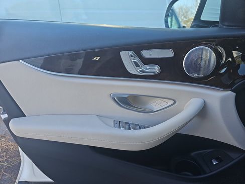 Certified 2022 Mercedes-Benz E 450 4MATIC Sedan image 28