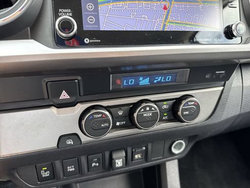 Used 2022 Toyota Tacoma SR5 RWD image 50