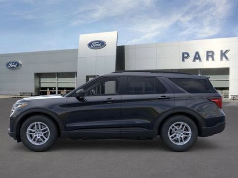 New 2026 Ford Explorer Active image 3