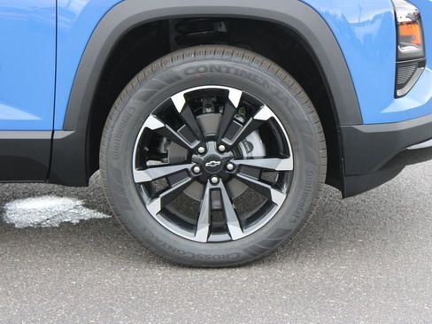 New 2026 Chevrolet Equinox RS w/ LPO, Floor Liner Package FWD image 12