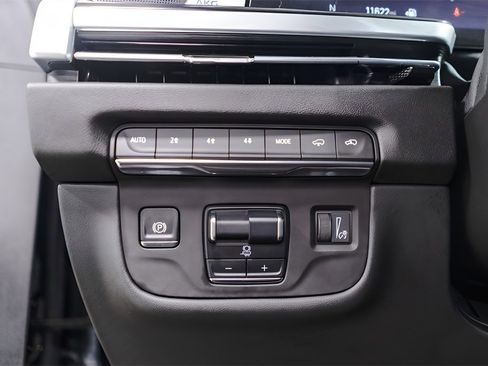 Used 2025 Cadillac Escalade Sport w/ Touring Package image 20