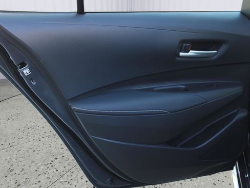 Used 2023 Toyota Corolla XLE image 39