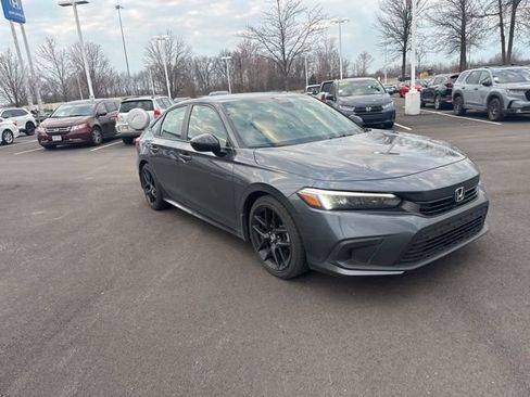 Used 2024 Honda Civic Sport image 5