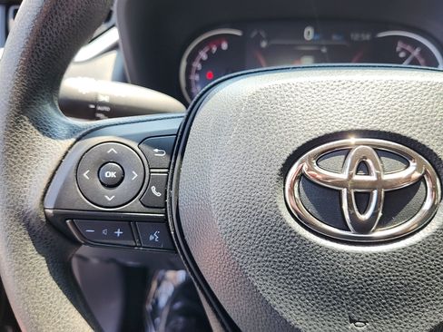 Certified 2024 Toyota RAV4 XLE FWD image 18
