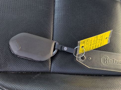 Used 2023 Kia Telluride EX FWD image 33