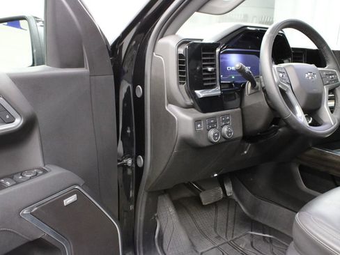 Used 2025 Chevrolet Silverado 1500 RST w/ Convenience Package II AWD/4WD image 58