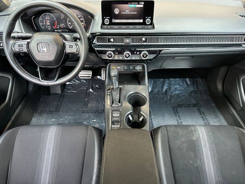 Used 2025 Honda Civic Sport image 12