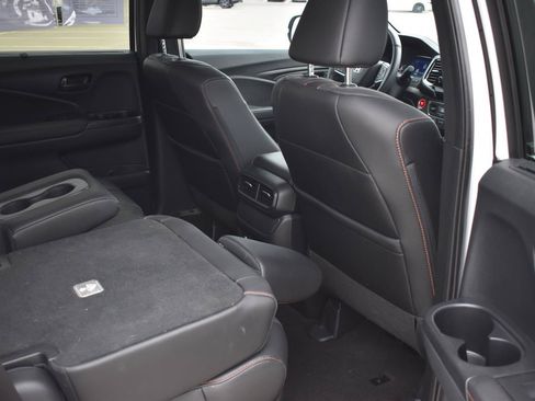 Used 2024 Honda Passport TrailSport image 19