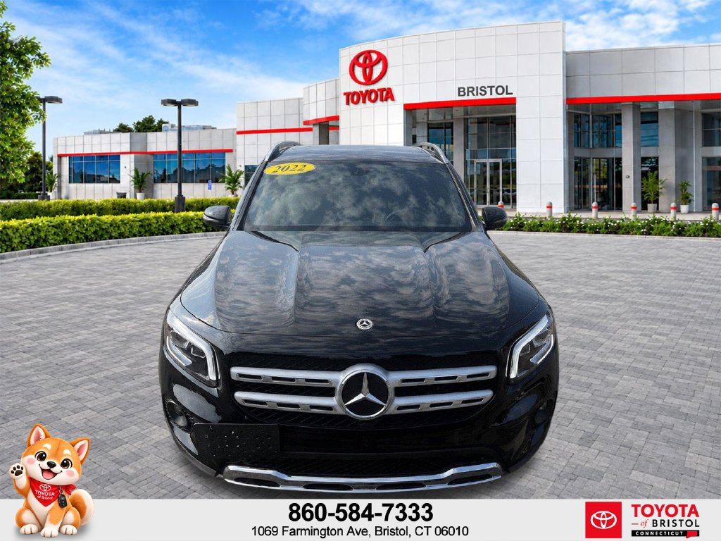 Used 2022 Mercedes-Benz GLB 250 image 2