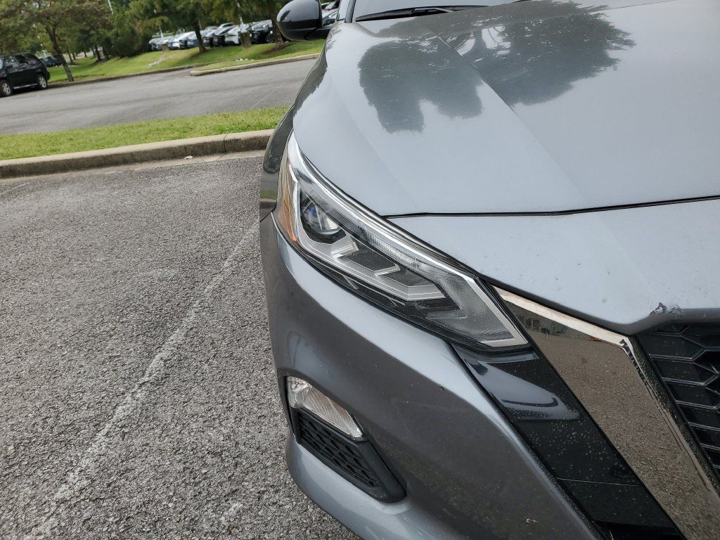 Certified 2021 Nissan Altima 2.5 SR FWD image 7