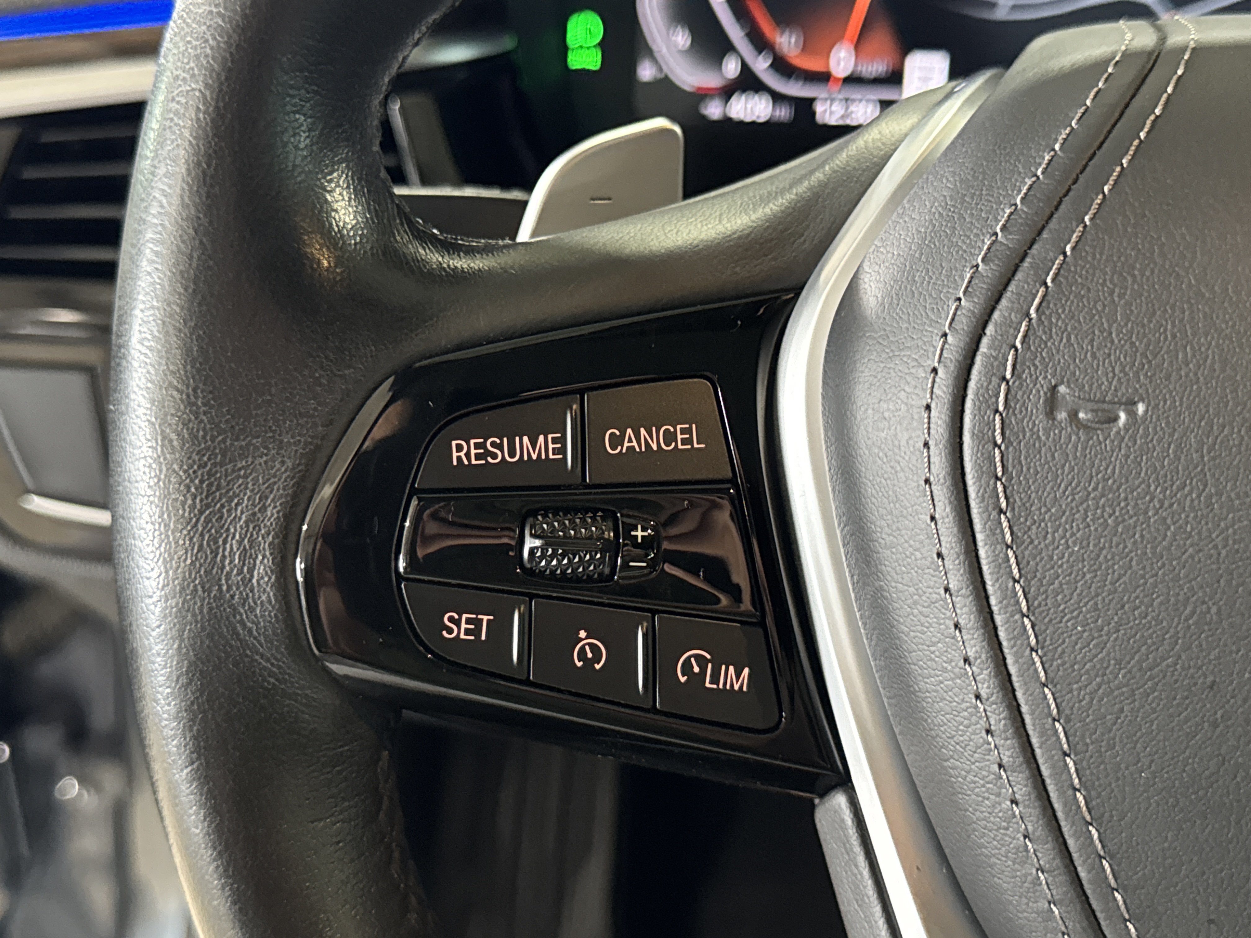 Used 2022 BMW 530i w/ Premium Package RWD image 22