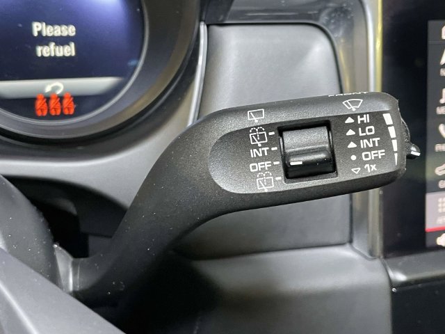 Certified 2023 Porsche Macan S AWD/4WD image 39