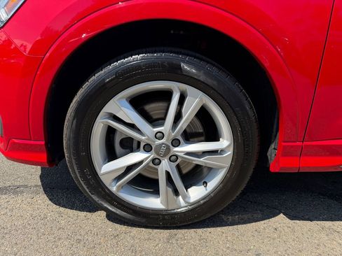 Used 2020 Audi Q3 2.0T Premium Plus AWD/4WD image 11