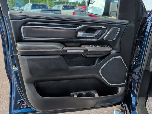 Used 2023 RAM 1500 Laramie AWD/4WD image 33