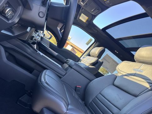 New 2026 Ford F250 Platinum image 32