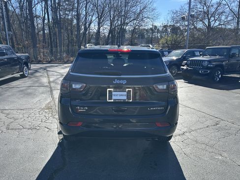 Used 2022 Jeep Compass Limited w/ Elite Group image 8