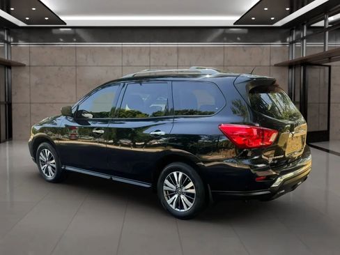 Used 2018 Nissan Pathfinder S FWD image 4