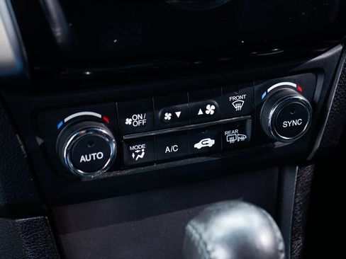 Used 2013 Acura ILX w/ Premium Package image 30