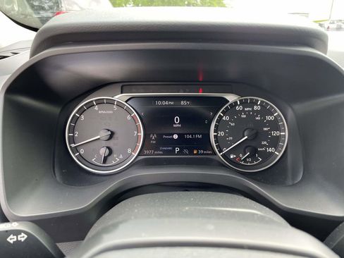 Used 2025 Nissan Rogue SV FWD image 21