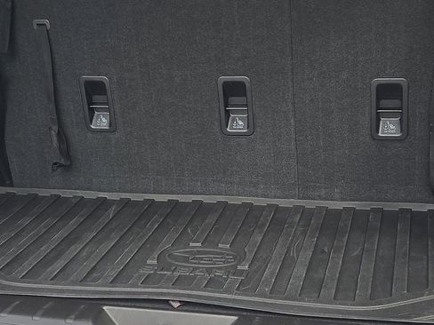 Certified 2025 Subaru Ascent Premium AWD/4WD image 9