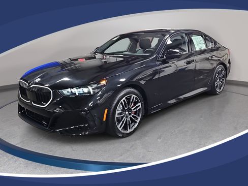 New 2027 BMW 530i xDrive AWD/4WD image 1
