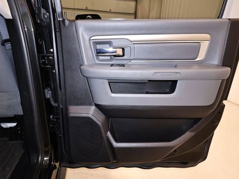 Used 2017 RAM 2500 Big Horn AWD/4WD image 17
