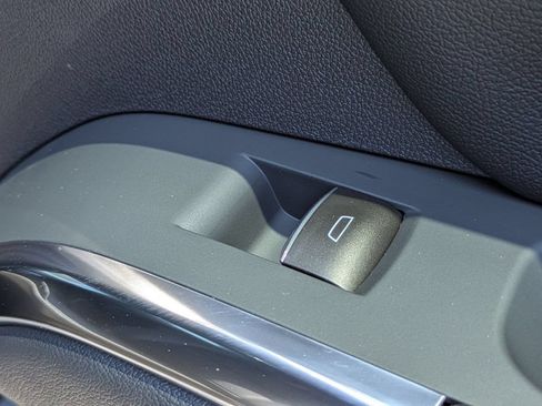 New 2026 Chevrolet Traverse RS FWD image 36
