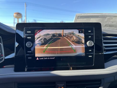 New 2026 Volkswagen Jetta SEL image 21